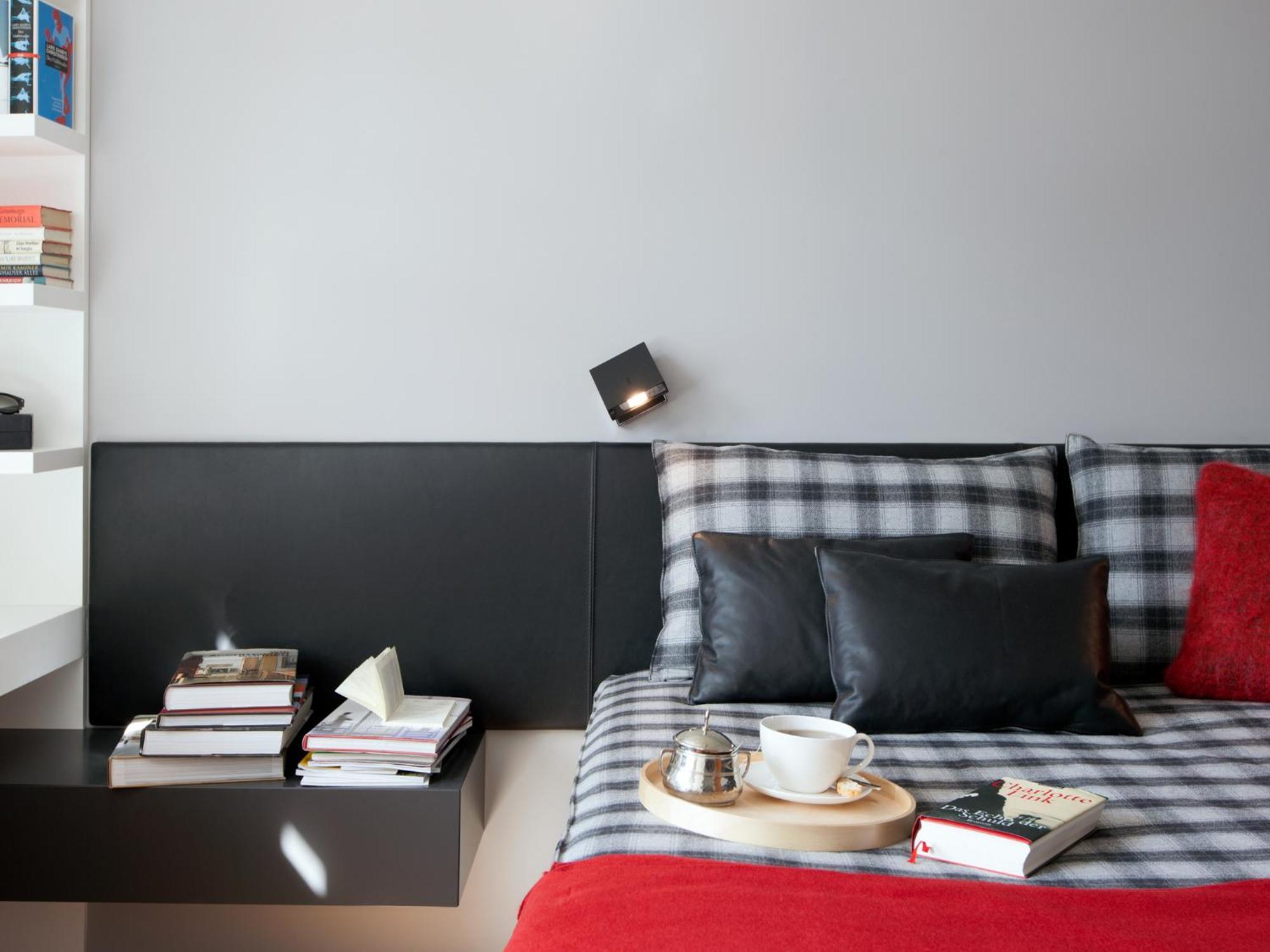 Boutique Apartments Бецау Стая снимка