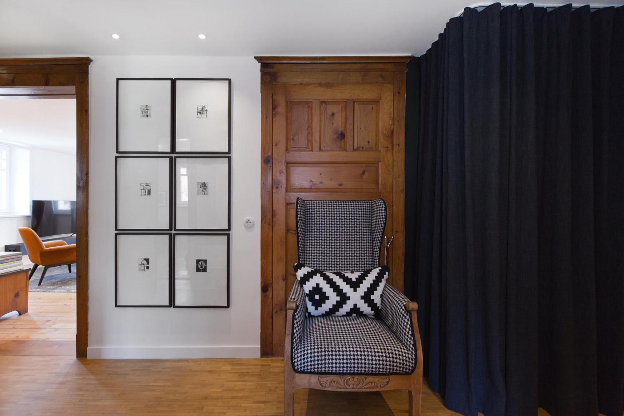 Boutique Apartments Бецау Стая снимка