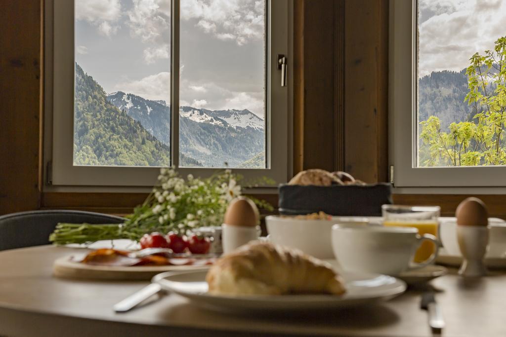 Boutique Apartments Бецау Екстериор снимка